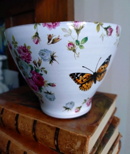 Tekopp Rosenälva Flerfärgade Rosor - Anna Keramik